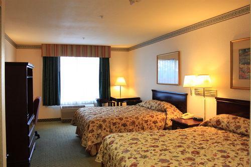 Hotel Country & By Radisson, San Carlos, Ca 3*
