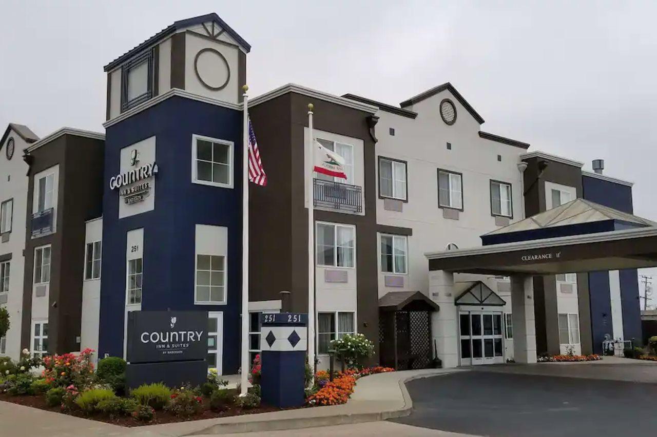 Country & By Radisson, San Carlos, Ca Hotel 3*