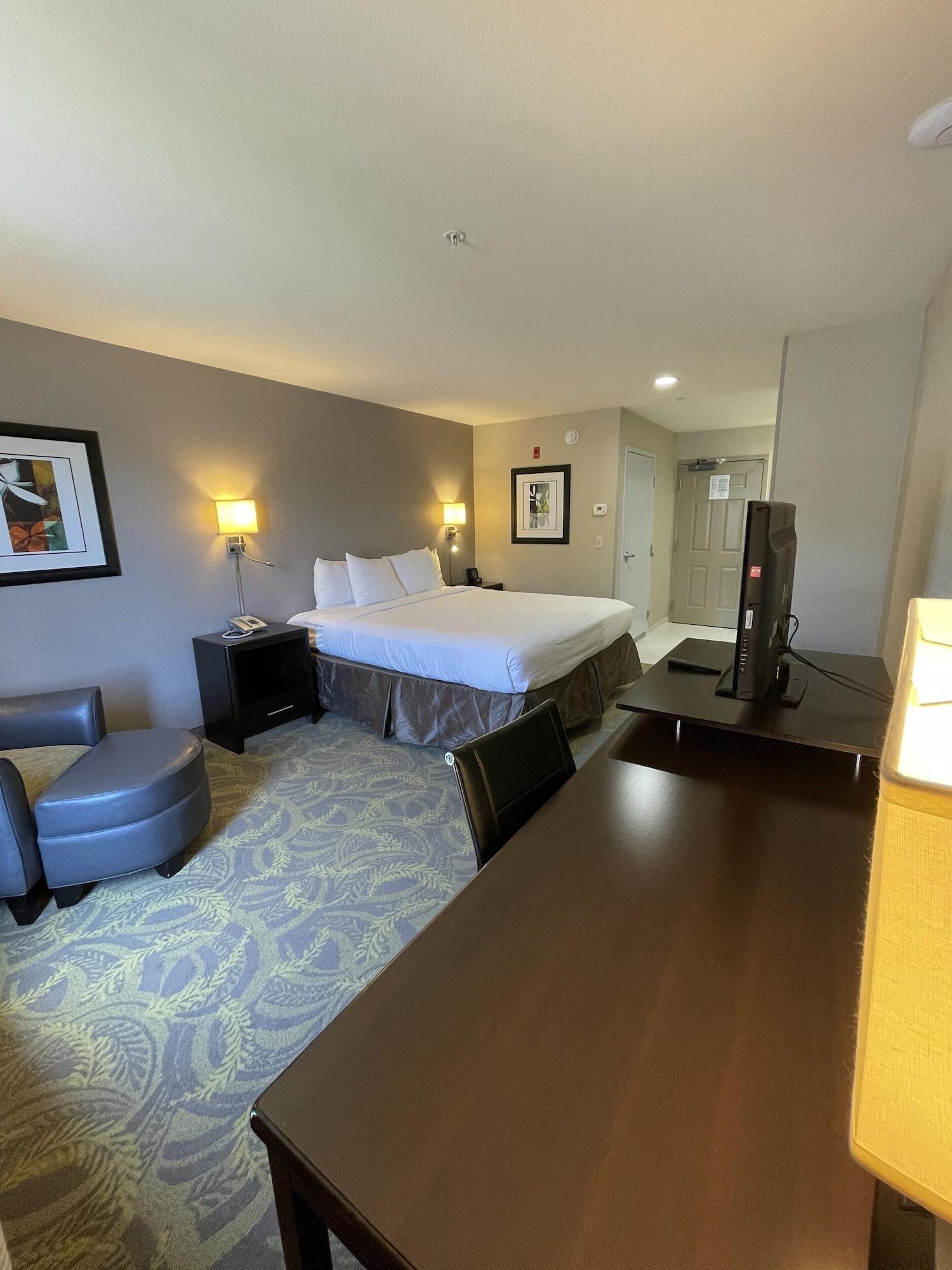 Country & By Radisson, San Carlos, Ca 3*