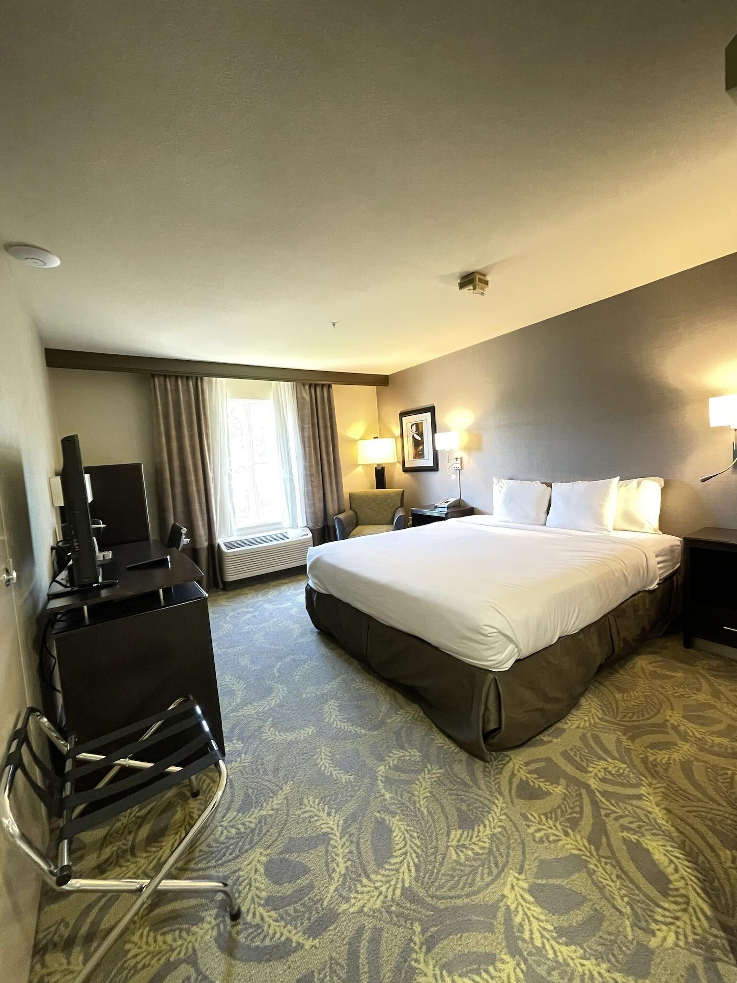 Hotel Country & By Radisson, San Carlos, Ca
