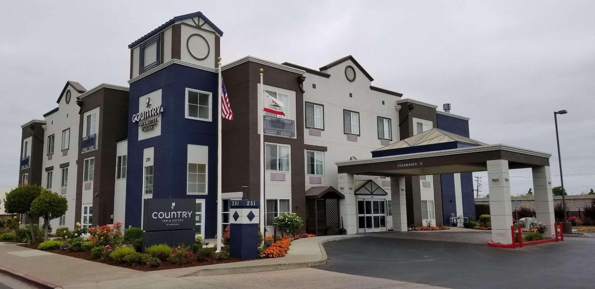 Country & By Radisson, San Carlos, Ca Hotel